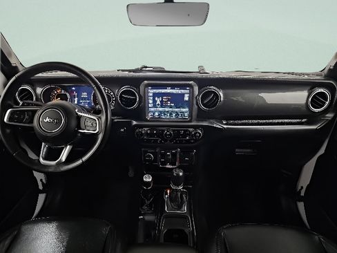 Used 2020 Jeep Wrangler Unlimited Sahara AWD/4WD image 30