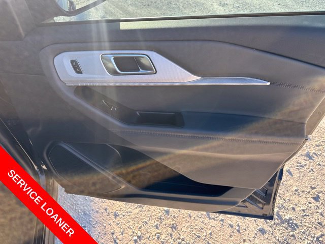 New 2026 Ford Explorer Active RWD image 11