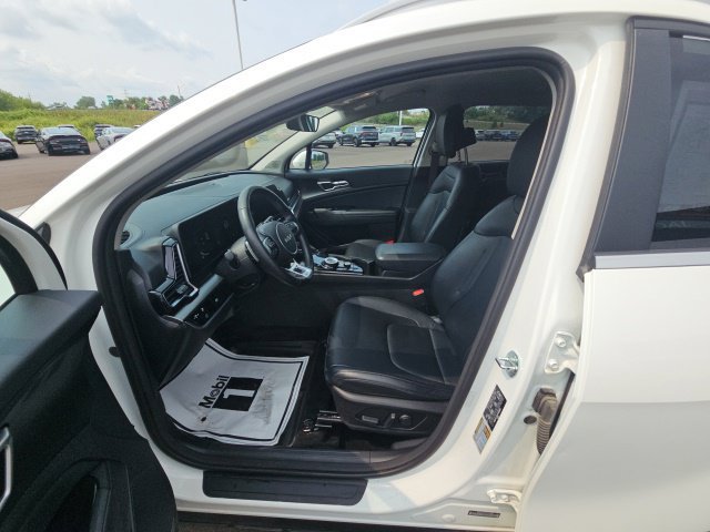 Used 2023 Kia Sportage EX AWD/4WD image 12