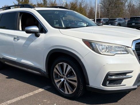 Used 2019 Subaru Ascent Touring image 3
