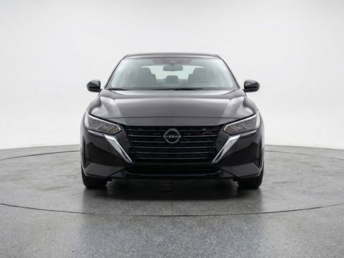 Used 2025 Nissan Sentra SV FWD image 2