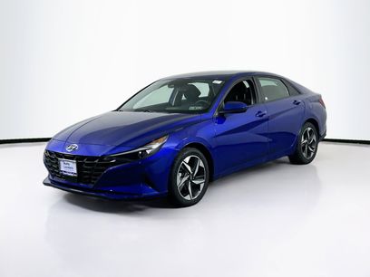 Used 2023 Hyundai Elantra SEL w/ Convenience Package
