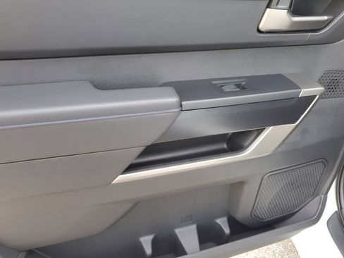 New 2026 Toyota Tundra Platinum AWD/4WD image 15