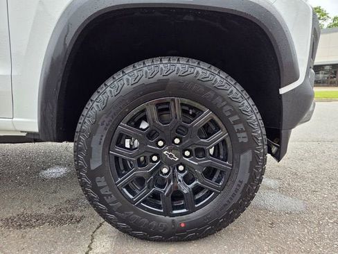 New 2026 Chevrolet Colorado Trail Boss AWD/4WD image 14