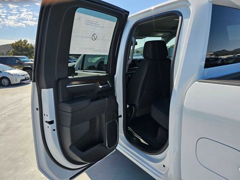 New 2025 GMC Sierra 2500 SLE w/ SLE Value Package; image 20