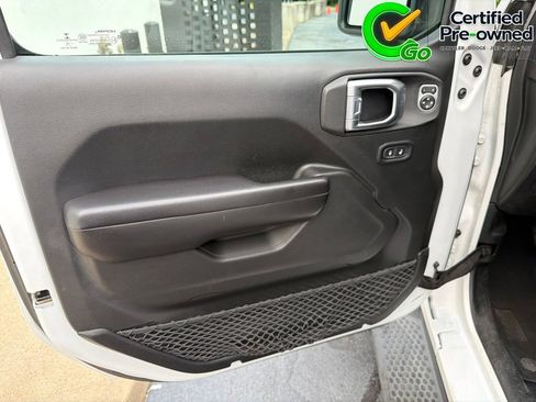 Certified 2019 Jeep Wrangler Unlimited Sport S AWD/4WD image 35