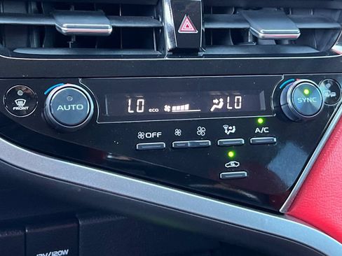 Used 2023 Toyota Camry XSE FWD image 21