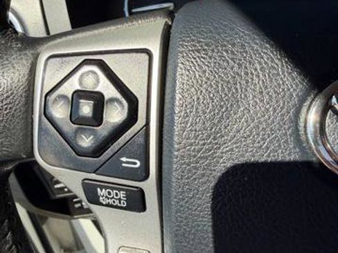Used 2014 Toyota Tundra Limited AWD/4WD image 14
