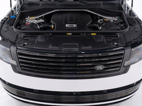 Used 2023 Land Rover Range Rover SV AWD/4WD image 55