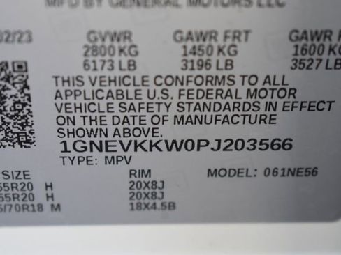 Used 2023 Chevrolet Traverse Premier w/ Redline Edition image 16