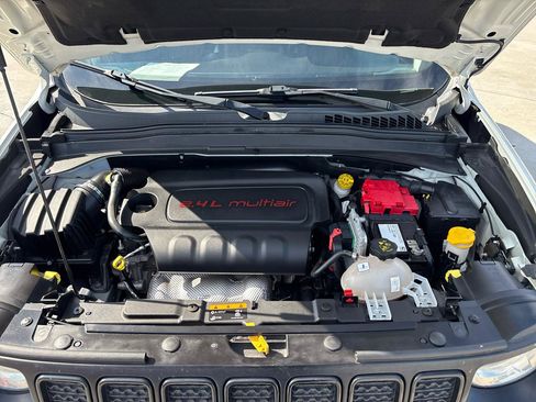 Used 2019 Jeep Renegade Sport AWD/4WD image 10