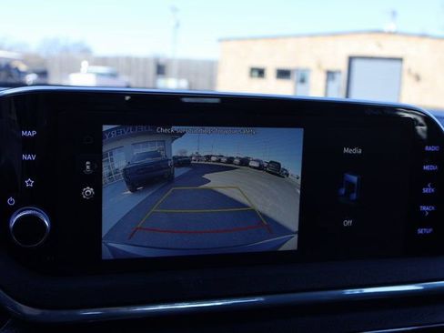 Used 2023 Hyundai Sonata SEL w/ Preferred Accessory Package image 22