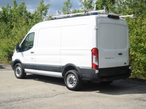 Used 2019 Ford Transit 250 130 Medium Roof RWD image 19
