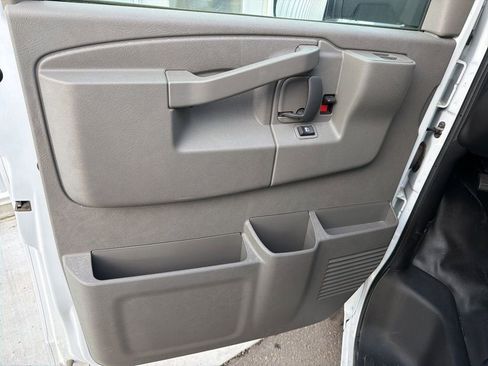 New 2025 Chevrolet Express 3500 w/ Power Convenience Package image 26