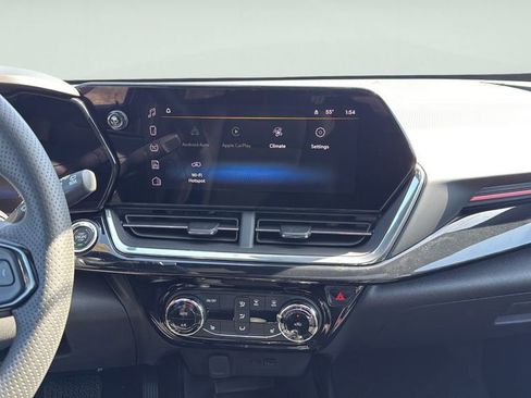 New 2026 Chevrolet Trax RS w/ Sunroof Package FWD image 19
