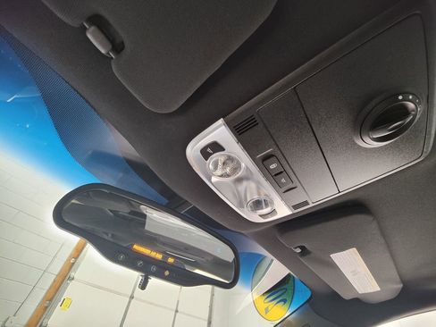 Used 2009 Pontiac G8 GXP image 32