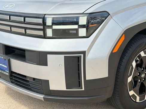 Used 2025 Hyundai Santa Fe SEL image 11