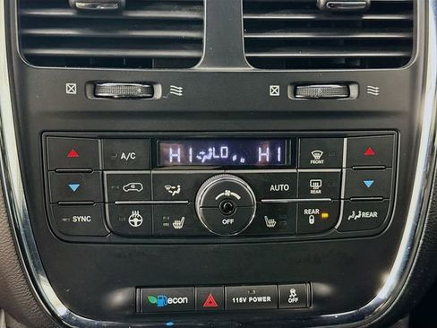 Used 2020 Dodge Grand Caravan GT image 16