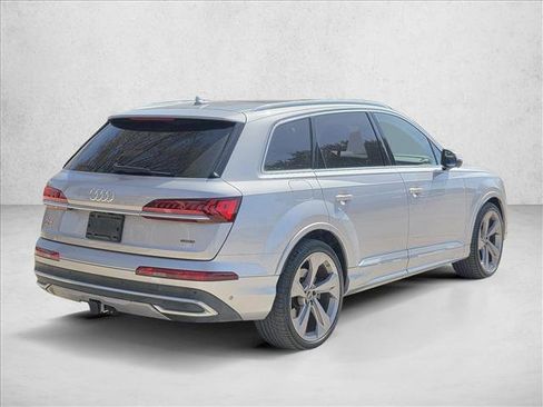 Used 2022 Audi Q7 3.0T Prestige image 5