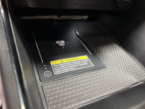 Used 2025 Honda CR-V EX-L image 26