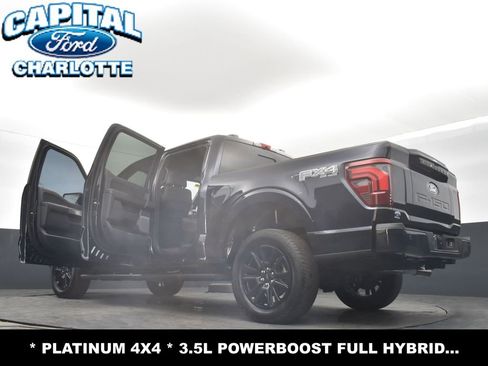 Used 2025 Ford F150 Platinum w/ FX4 Off-Road Package image 40