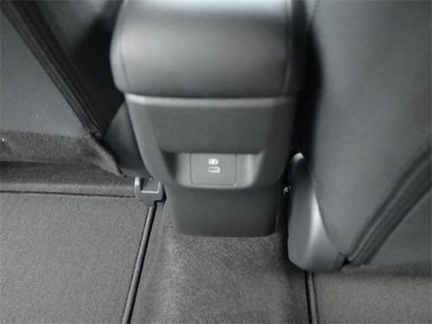 New 2025 Nissan Versa SV w/ Lighting Package image 27