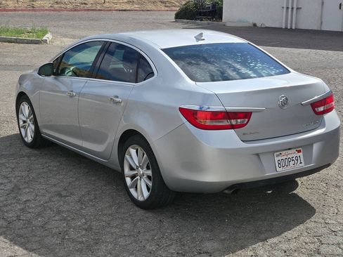 Used 2013 Buick Verano FWD image 11