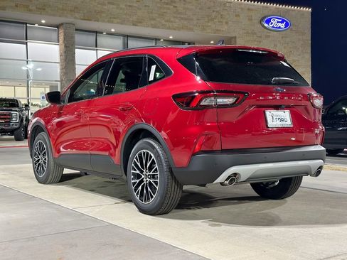 New 2026 Ford Escape SE image 49