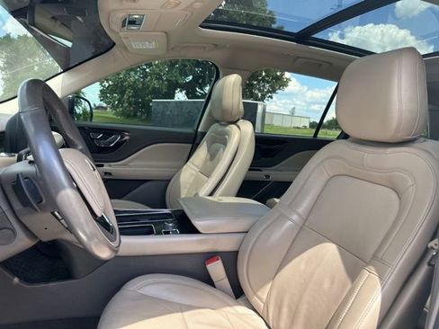 Used 2020 Lincoln Aviator Reserve w/ Equipment Group 201A AWD/4WD image 19