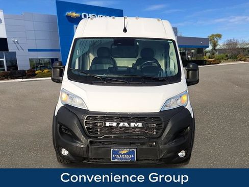 Used 2025 RAM ProMaster 2500 w/ Convenience Group FWD image 2