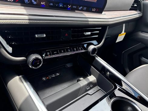 New 2026 Chevrolet Tahoe Premier w/ Sun And Tow Package RWD image 27