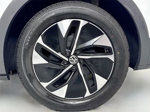 Used 2021 Volkswagen ID.4 Pro w/ ID.4 Protection Package image 13