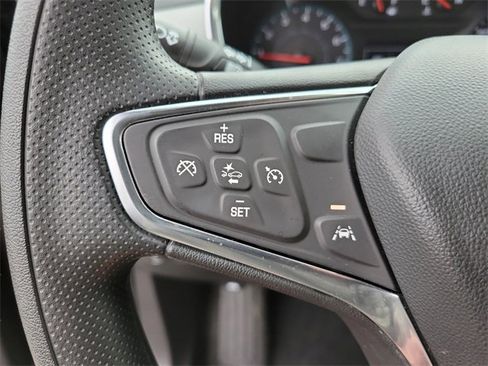 Used 2024 Chevrolet Equinox LS image 27