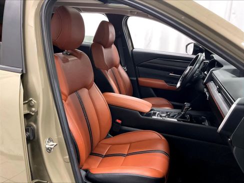 Used 2023 MAZDA CX-50 Meridian Edition w/ Cargo Package image 11