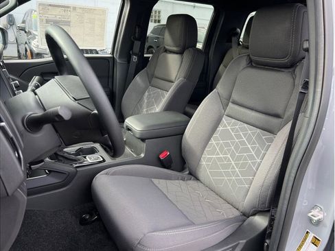 New 2026 Nissan Frontier SV w/ Tow Package image 8