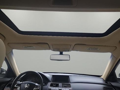 Used 2012 Honda Crosstour EX-L image 18