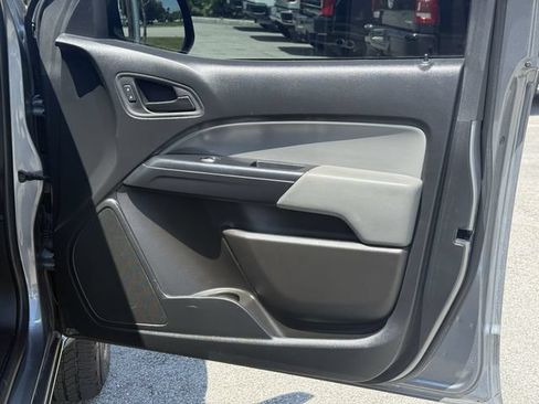Used 2021 Chevrolet Colorado W/T w/ WT Convenience Package RWD image 33