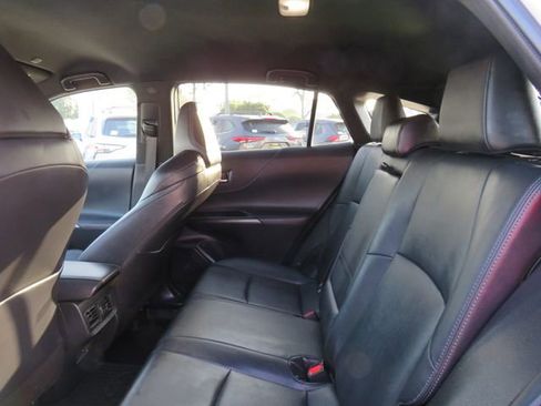 Certified 2023 Toyota Venza Nightshade image 18