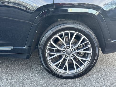 Used 2022 Jeep Grand Cherokee L Summit image 19