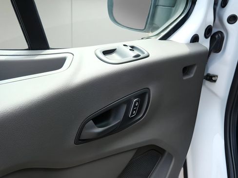 Used 2026 Ford Transit 350 XLT RWD image 15