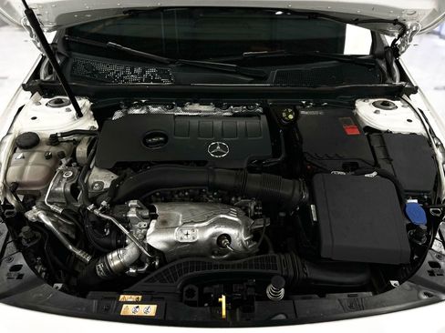 Used 2022 Mercedes-Benz A 220 4MATIC image 41