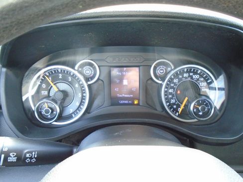 Used 2021 RAM 1500 Tradesman w/ Trailer Tow Group image 15