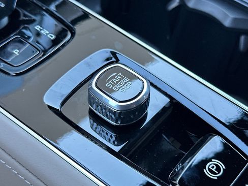 New 2026 Volvo XC90 B6 Plus image 21