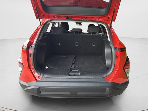 Used 2025 Hyundai Kona SEL FWD image 12