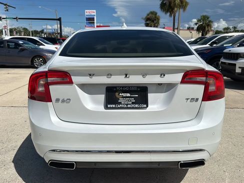 Used 2017 Volvo S60 T5 Inscription FWD image 4