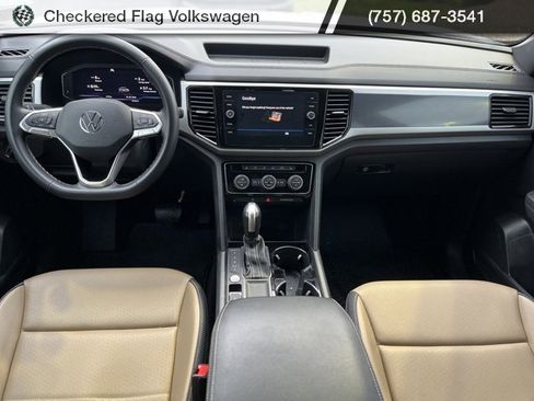 Used 2022 Volkswagen Atlas Cross Sport SE image 30