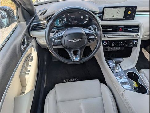 Used 2025 Genesis G70 2.5T AWD/4WD image 8