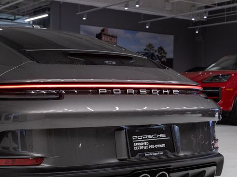 Certified 2022 Porsche 911 GT3 RWD image 33