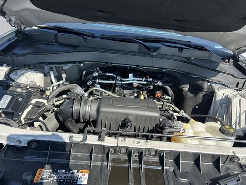 Used 2023 Ford Explorer XLT w/ Equipment Group 202A image 11