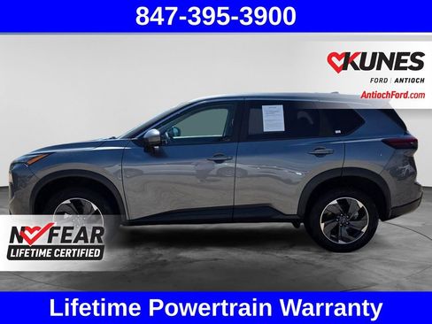 Used 2025 Nissan Rogue SV AWD/4WD image 2
